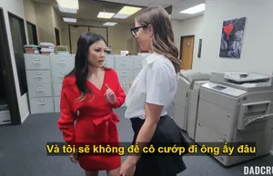 Nhìn em thế này là biết dâm rồi”